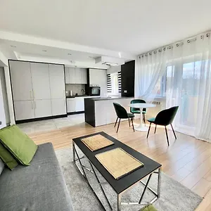 https://project-comfort-apartament-zwierzyniecka-15-7-warszawa-torwar.warsawhotelspoland.com