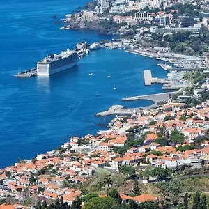 https://villa-das-furnas-s2.madeira-islandshotels.com